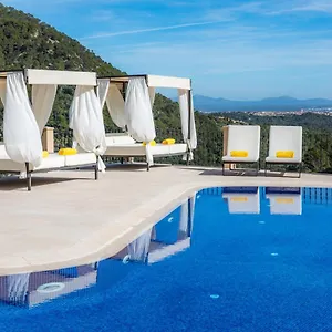 **** Hotel Finca Albellons Spain